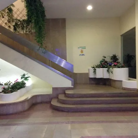 בית נופש Casa Montechoro *